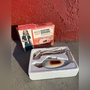 Vintage Scovill Dritz Electric Scissors w/ Original Box – Sewing & Craft Tool